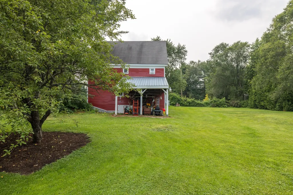 1048 Hotel Road Auburn ME 04210