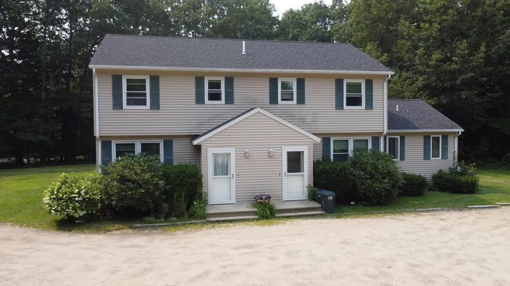 25 Lombard Street Gorham ME 04038