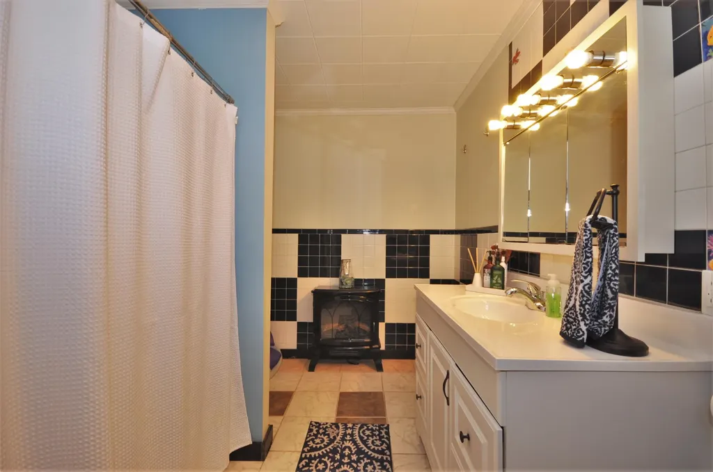 121 Stillwater Avenue Old Town ME 04468