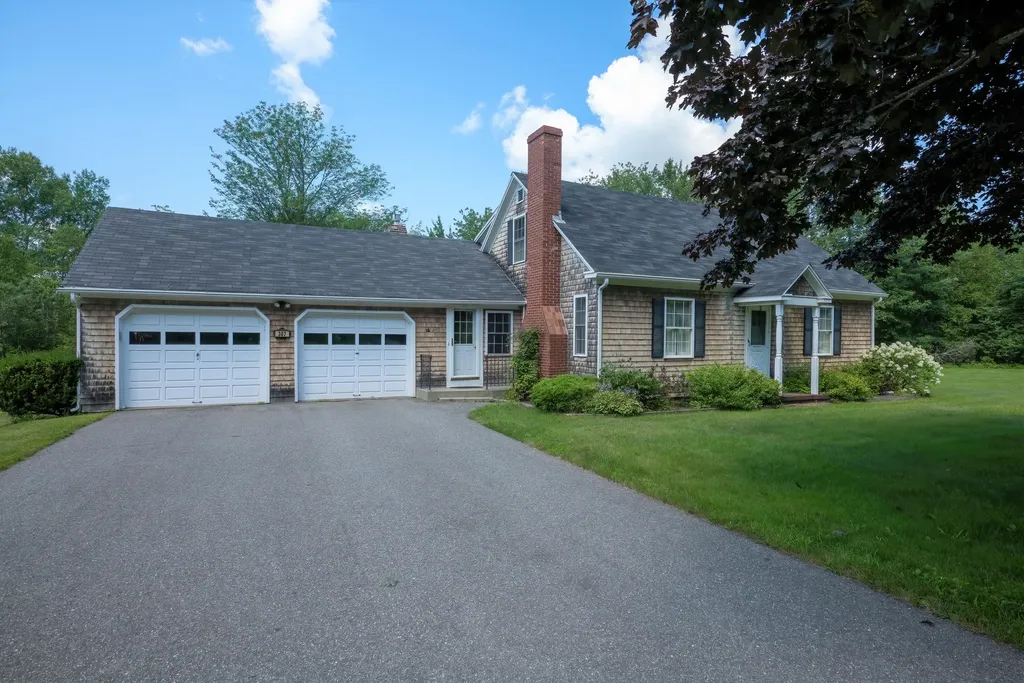 307 Bayside Road Ellsworth ME 04605
