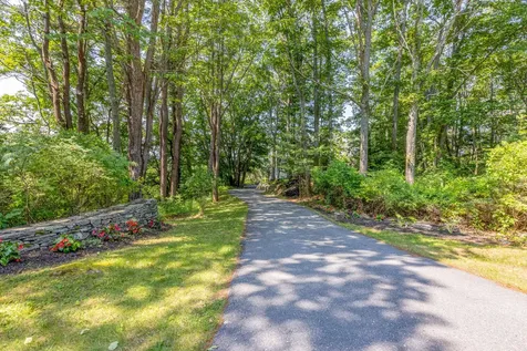 4 Prout Place Cape Elizabeth ME 04107