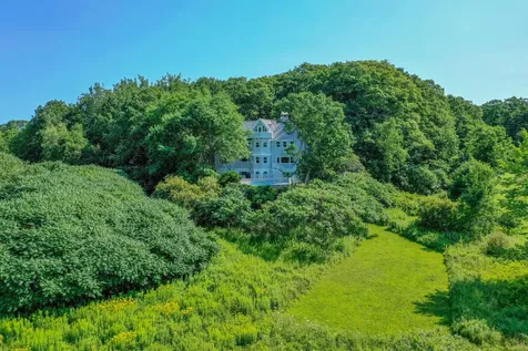 4 Prout Place Cape Elizabeth ME 04107