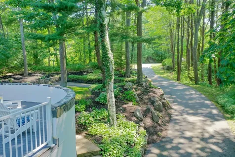 4 Prout Place Cape Elizabeth ME 04107