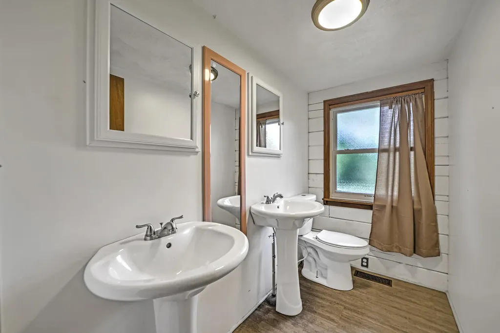 175 Quaker Hill Road Unity ME 04988