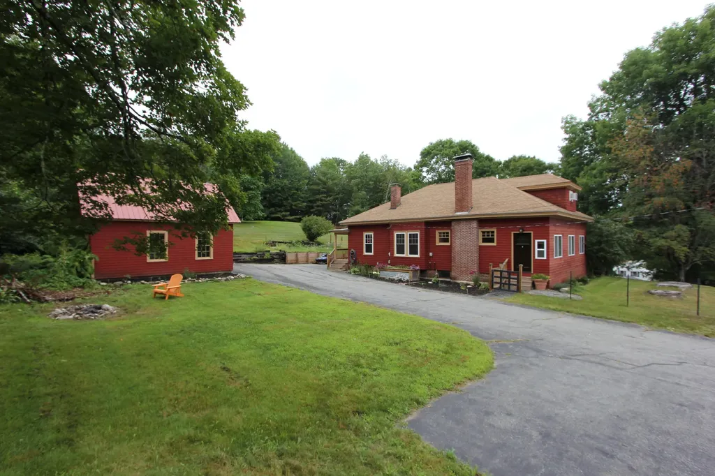 19 Loring Hill Road Buckfield ME 04220