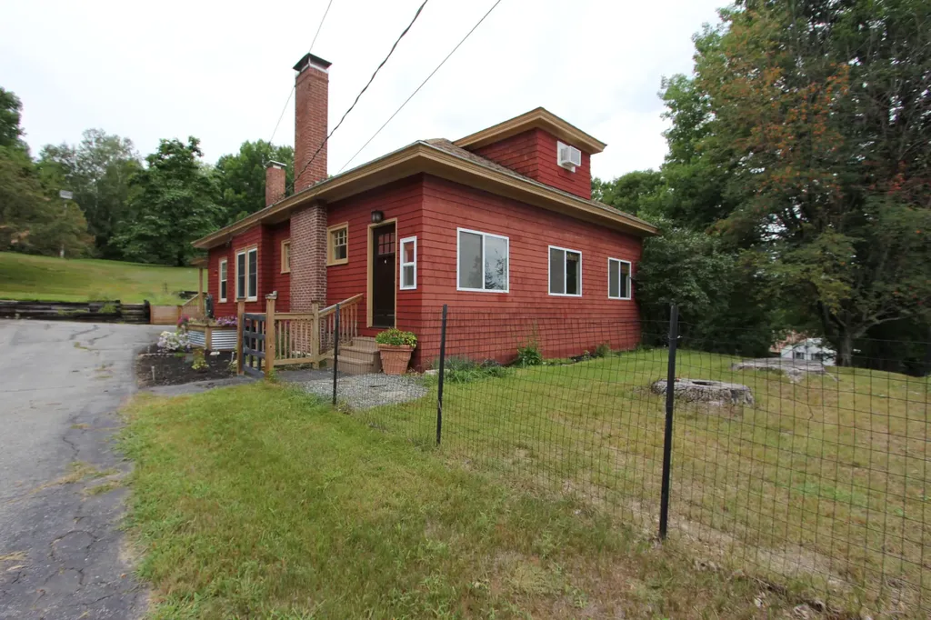19 Loring Hill Road Buckfield ME 04220