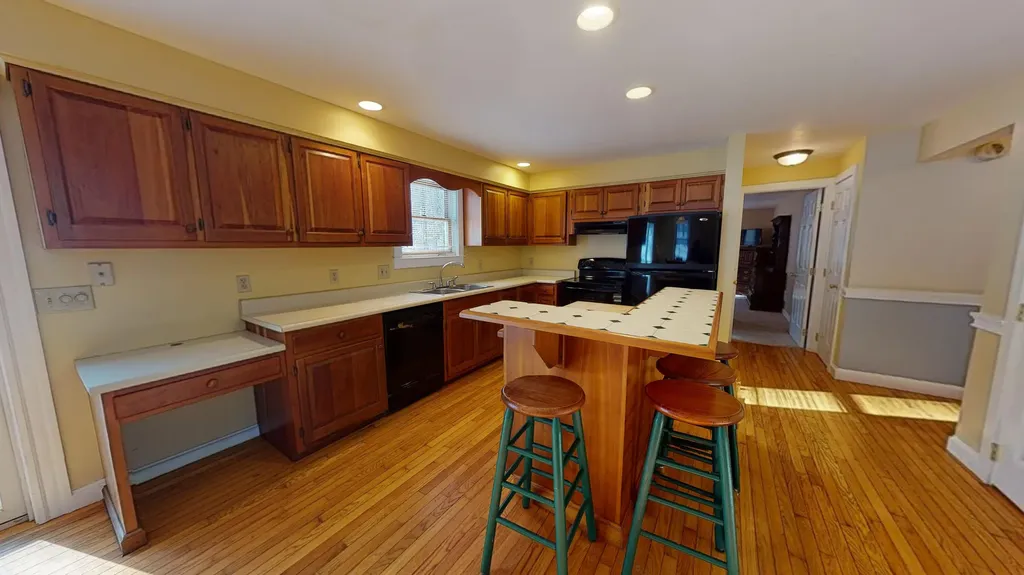 25 Lakeside Estate Drive Monmouth ME 04259