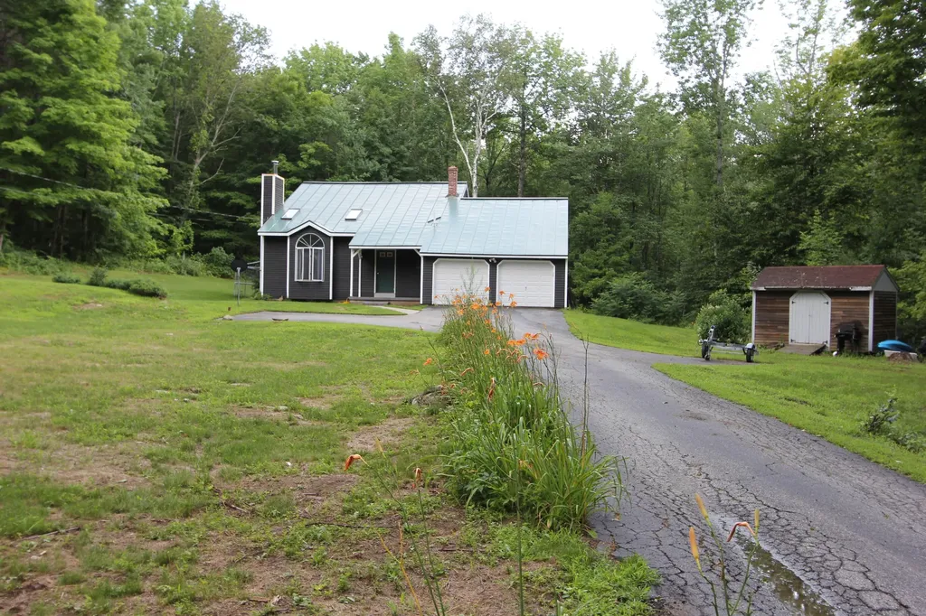 25 Lakeside Estate Drive Monmouth ME 04259
