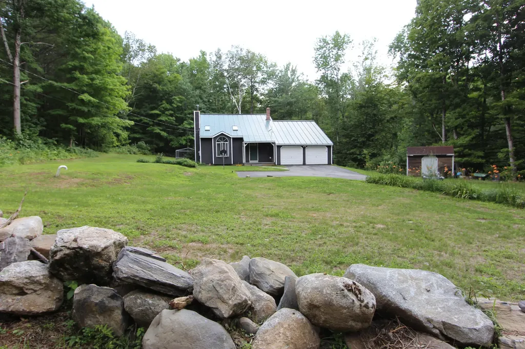 25 Lakeside Estate Drive Monmouth ME 04259