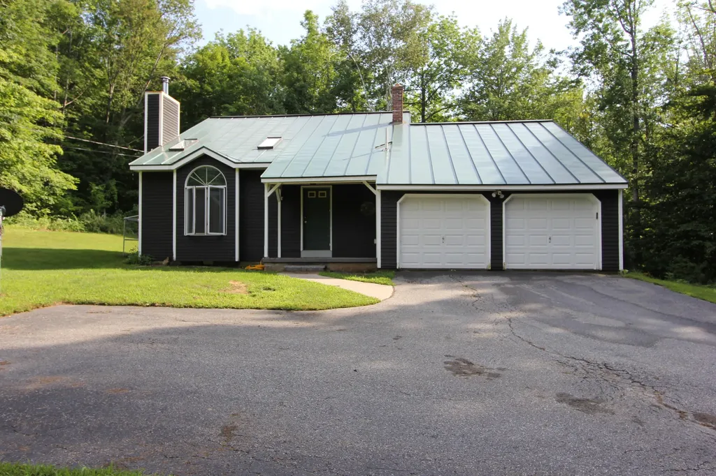 25 Lakeside Estate Drive Monmouth ME 04259