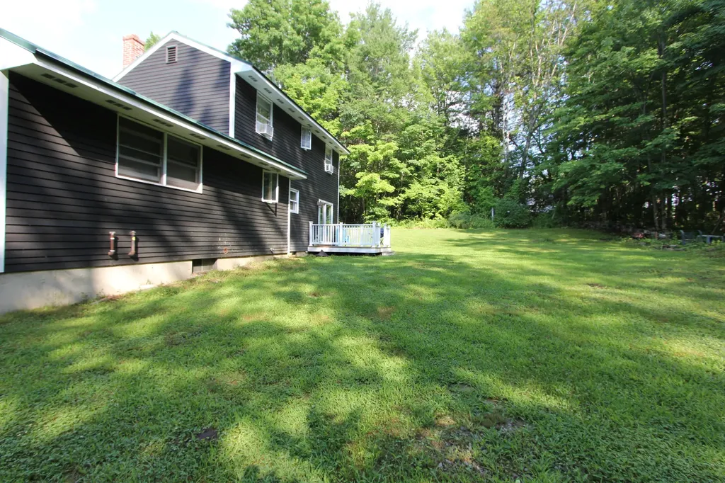 25 Lakeside Estate Drive Monmouth ME 04259