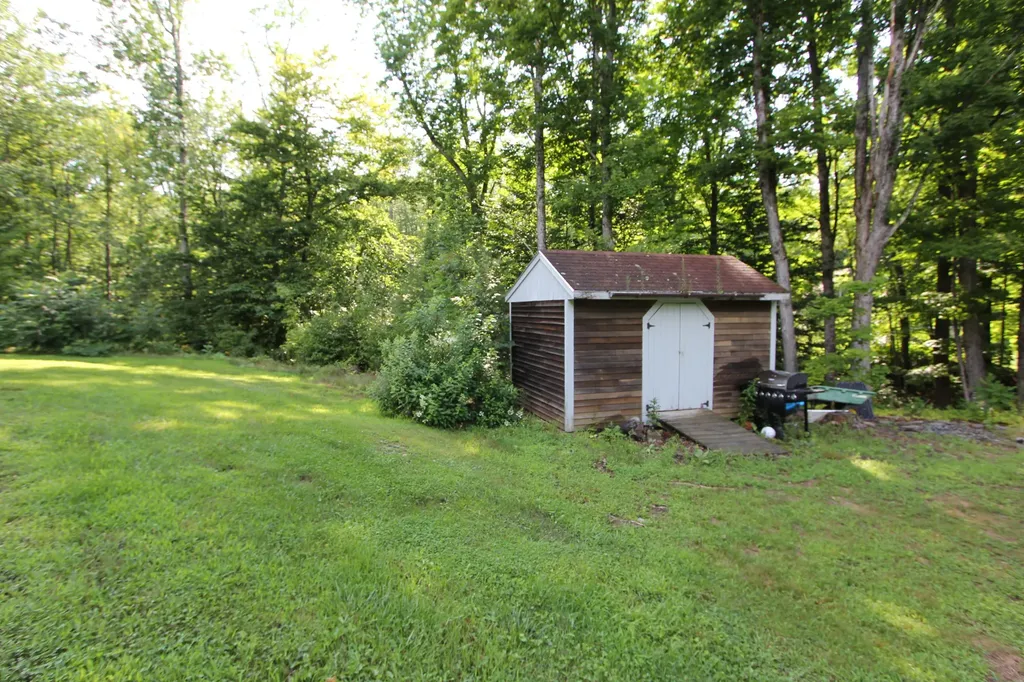 25 Lakeside Estate Drive Monmouth ME 04259