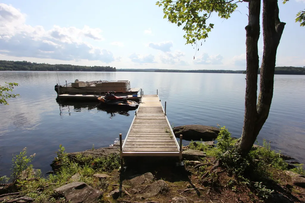 25 Lakeside Estate Drive Monmouth ME 04259