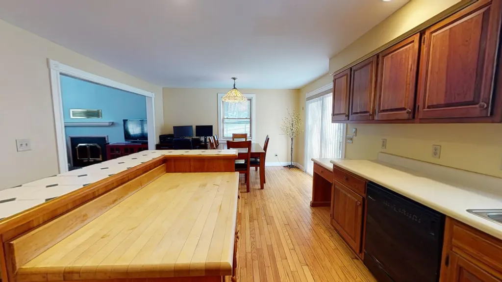 25 Lakeside Estate Drive Monmouth ME 04259