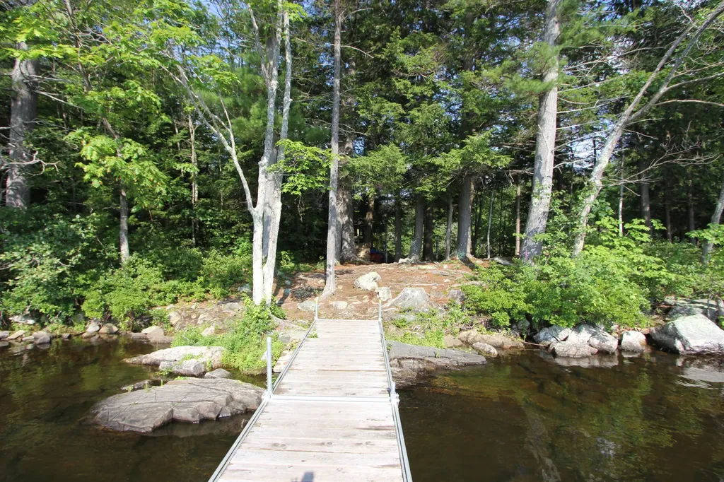 25 Lakeside Estate Drive Monmouth ME 04259