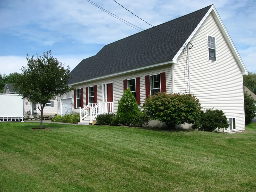 81 Acadia Drive Rockland ME 04841