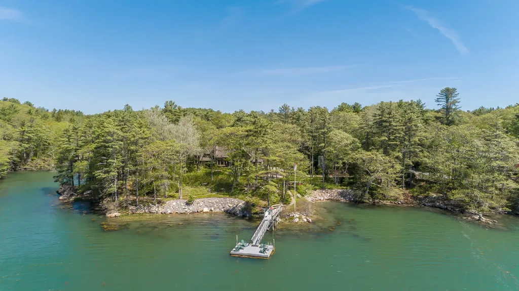 331 Lakeside Drive Boothbay Harbor ME 04538