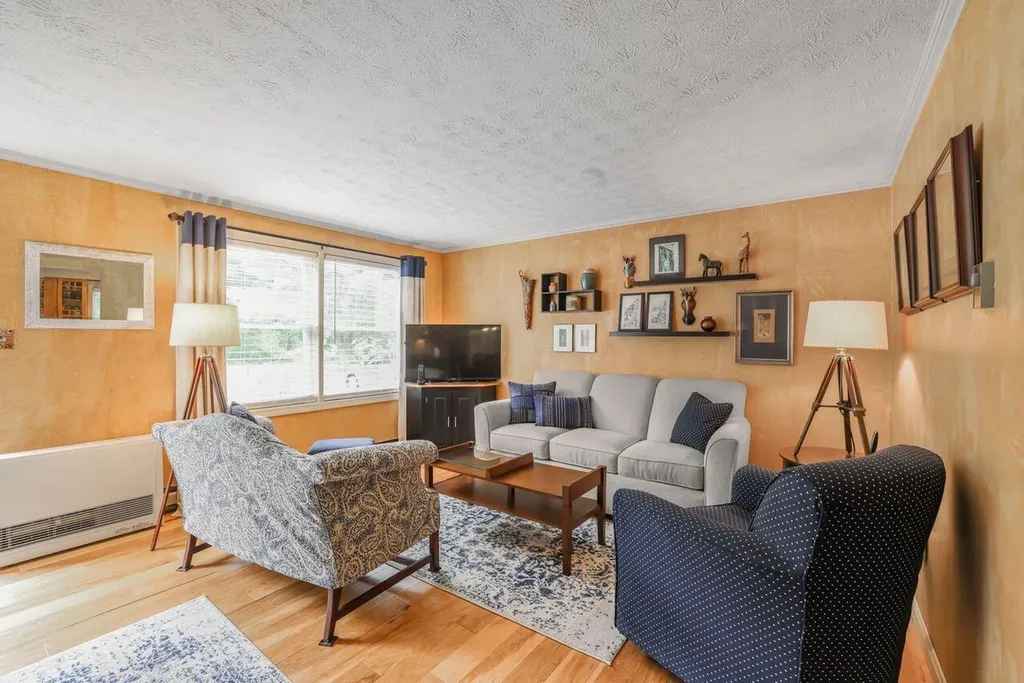 60 Brown Street Kennebunk ME 04043