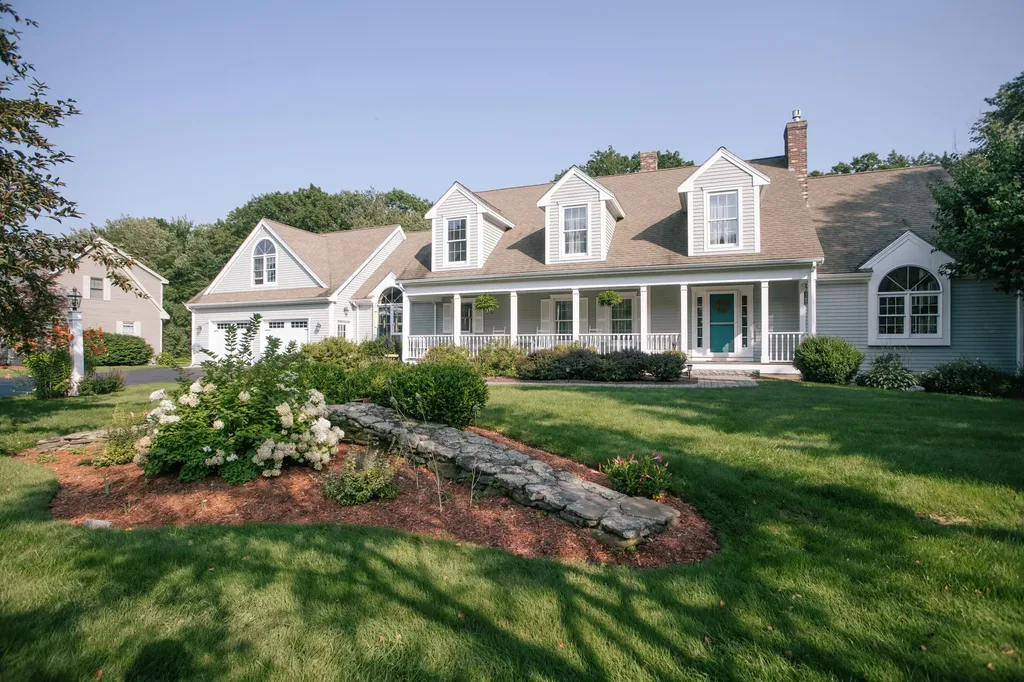 12 Thatcher Brook Lane Biddeford ME 04005