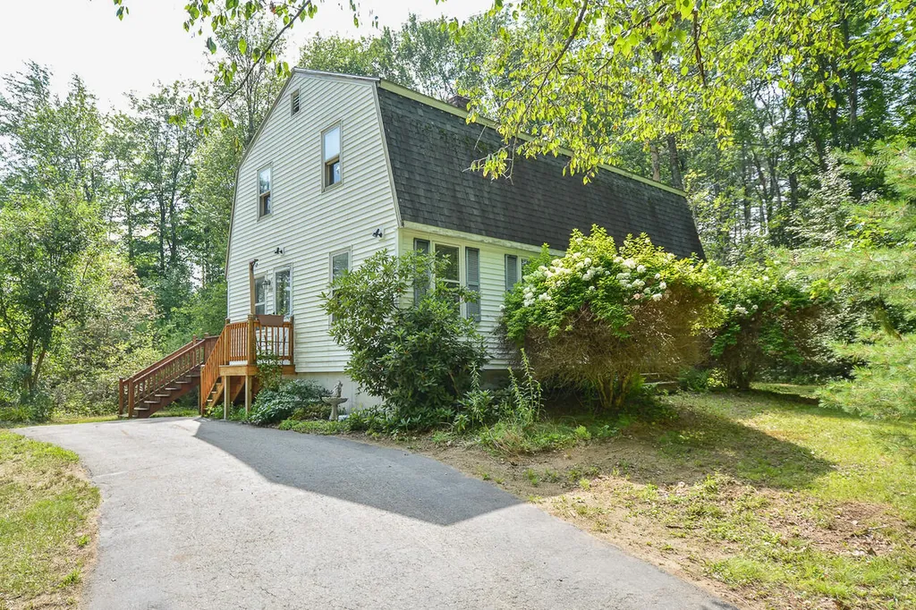 1004 Quarry Road Sanford ME 04073