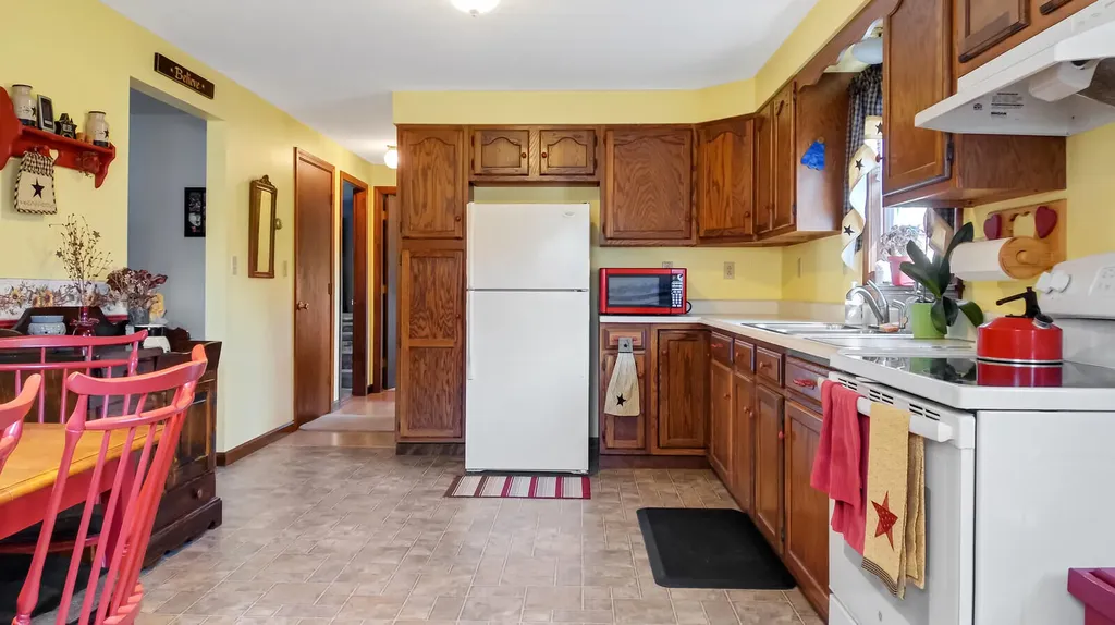 3 Scott Avenue Fairfield ME 04937