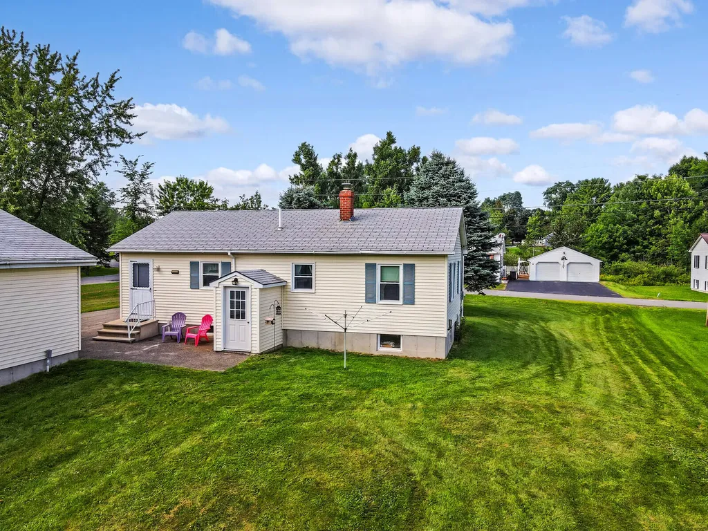 3 Scott Avenue Fairfield ME 04937