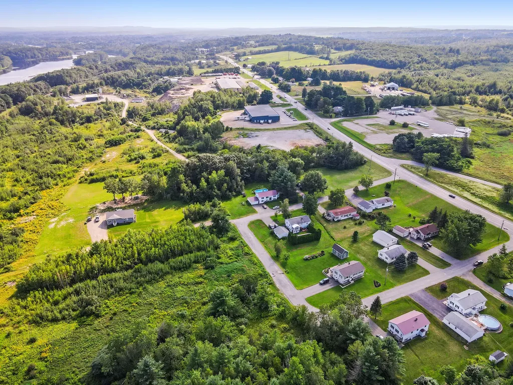 3 Scott Avenue Fairfield ME 04937