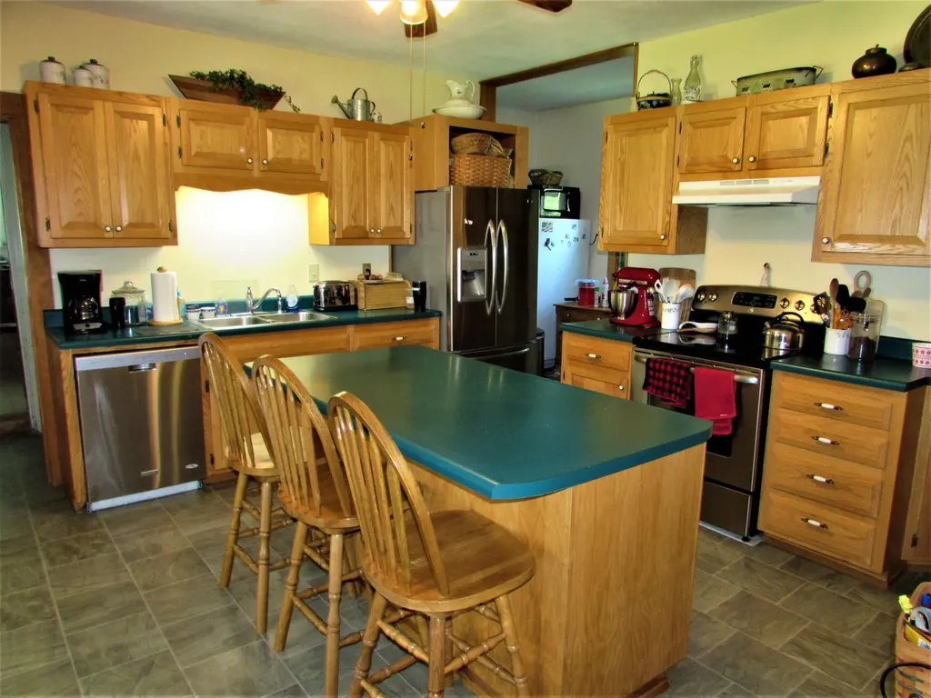 180 Central Street Pittsfield ME 04967