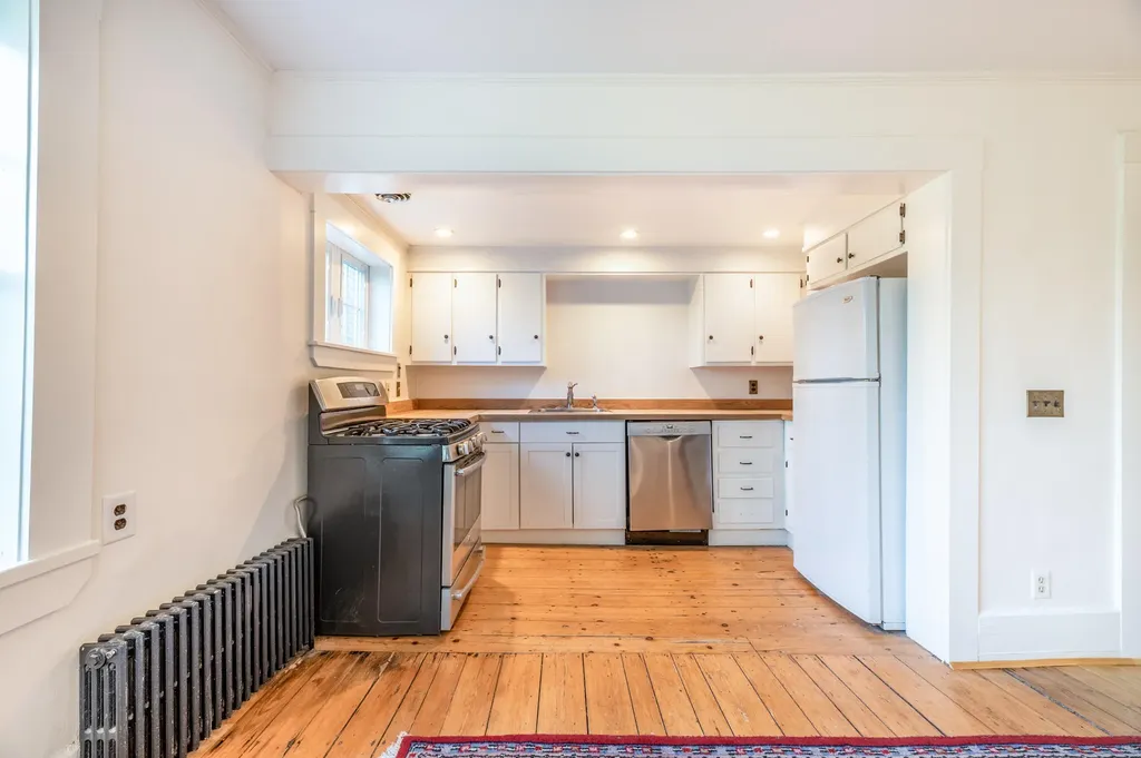 11 Parsonage Street Winterport ME 04496