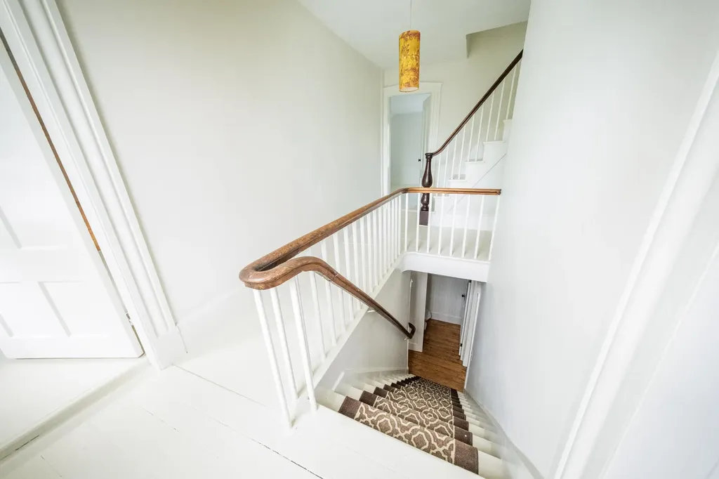 11 Parsonage Street Winterport ME 04496