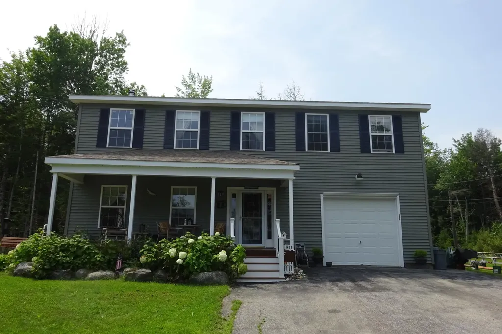 239 Cedar Breeze S Glenburn ME 04401