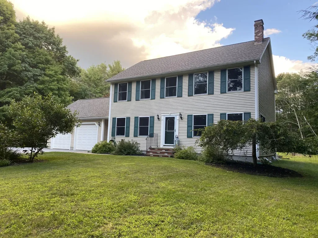 36 Eric Drive Topsham ME 04086