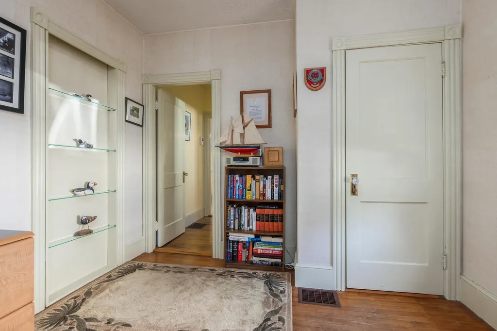 80 Everett Avenue South Portland ME 04106
