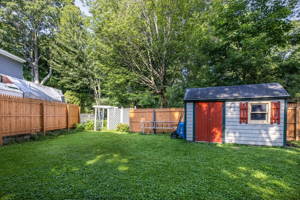 80 Everett Avenue South Portland ME 04106