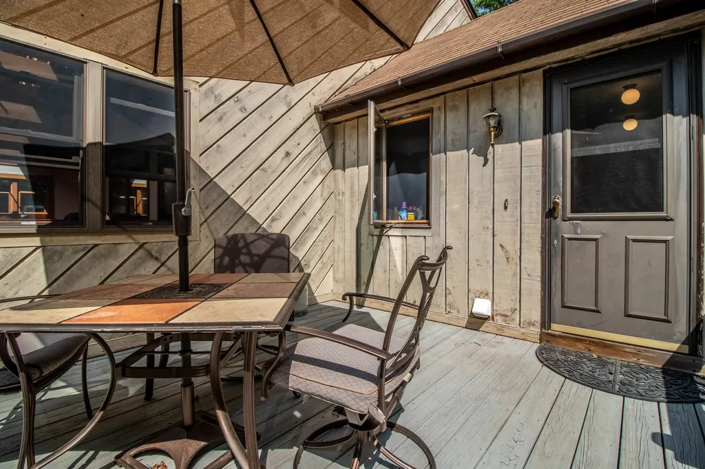 25 Johnson Road Standish ME 04084