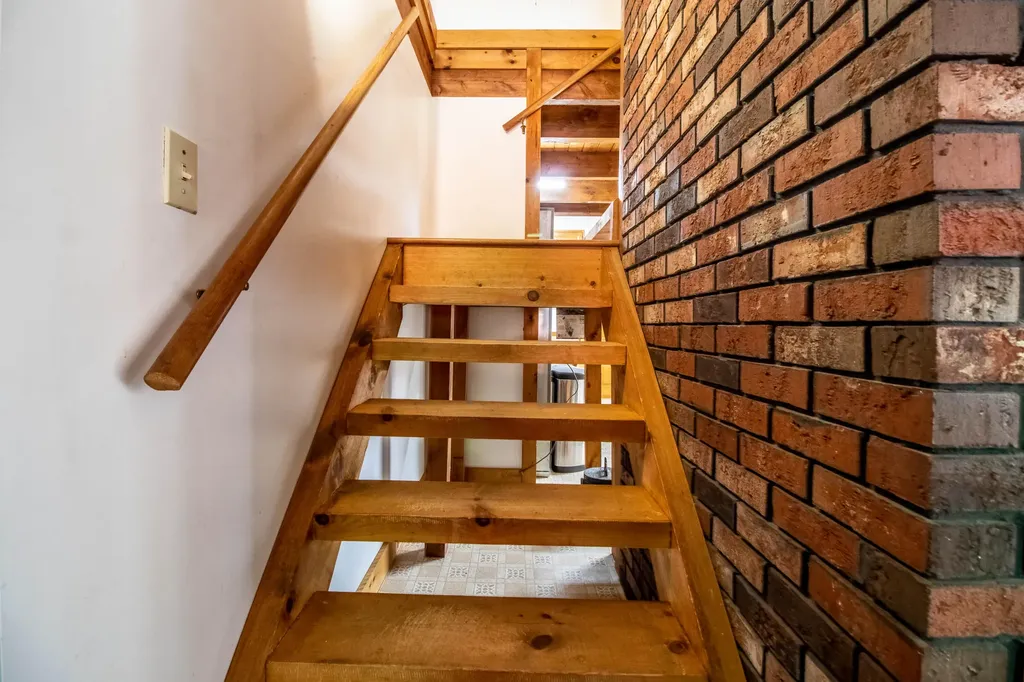 25 Johnson Road Standish ME 04084