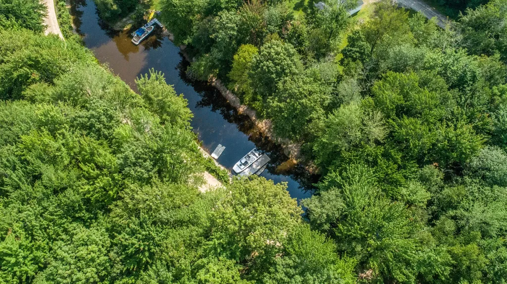 25 Johnson Road Standish ME 04084