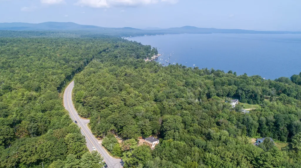 25 Johnson Road Standish ME 04084