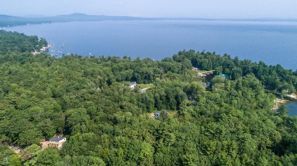 25 Johnson Road Standish ME 04084