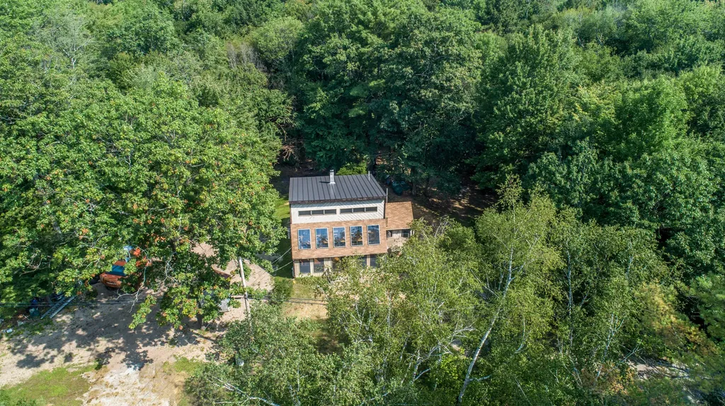 25 Johnson Road Standish ME 04084