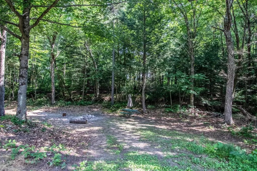 25 Johnson Road Standish ME 04084