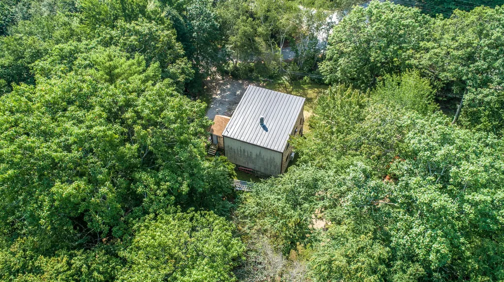 25 Johnson Road Standish ME 04084