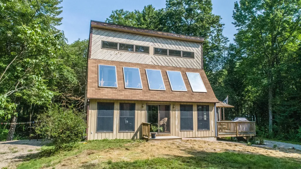 25 Johnson Road Standish ME 04084