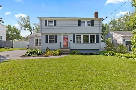 28 Alden Circle Portland ME 04102