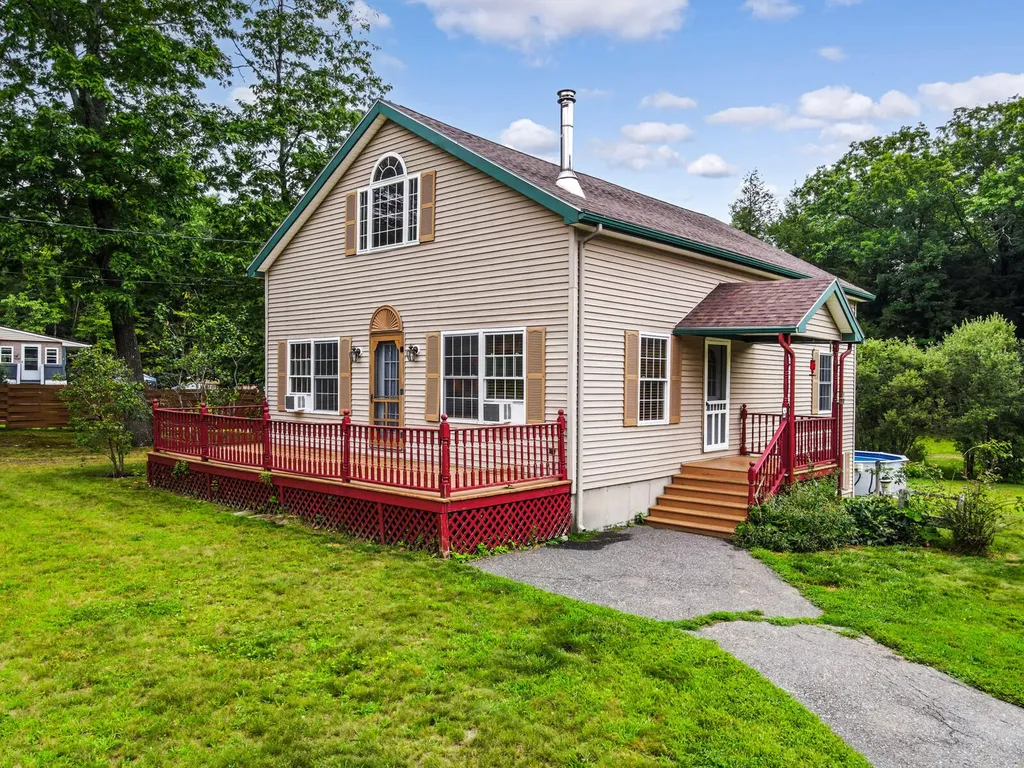 101 Dinsmore Road Sidney ME 04330