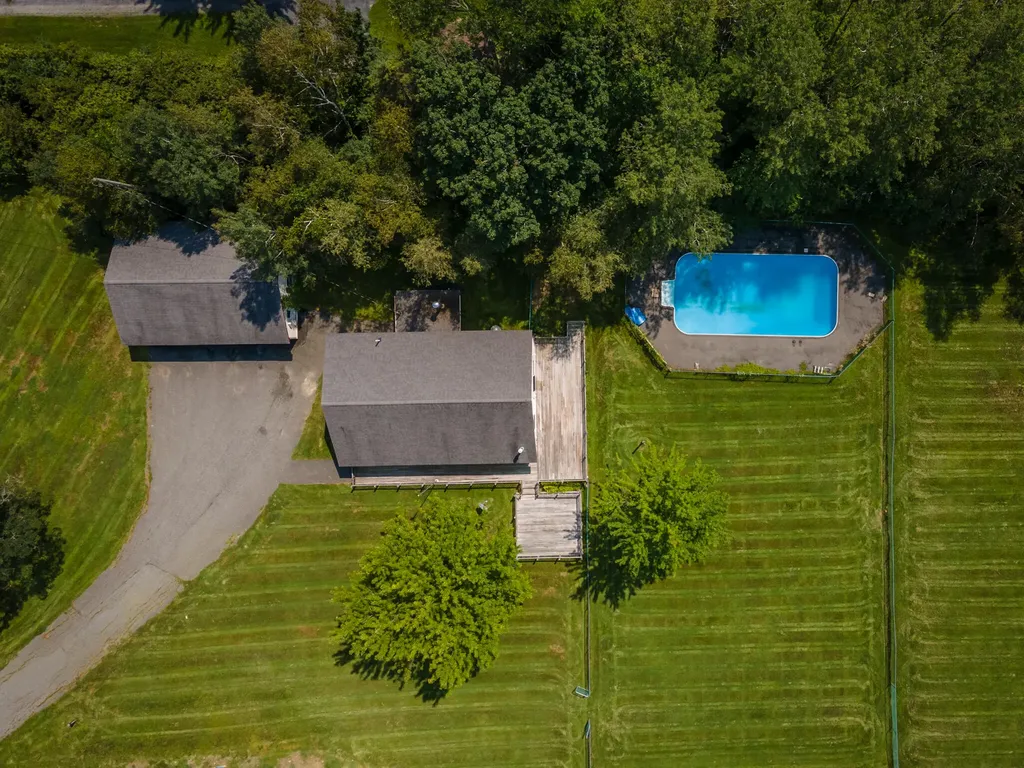 334 Hudson Road Glenburn ME 04401
