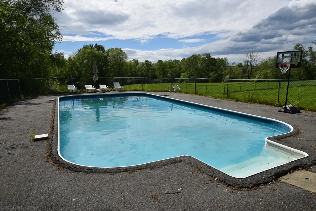 334 Hudson Road Glenburn ME 04401