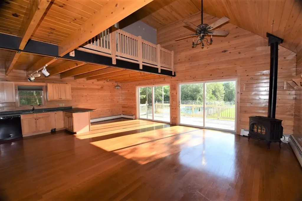 334 Hudson Road Glenburn ME 04401