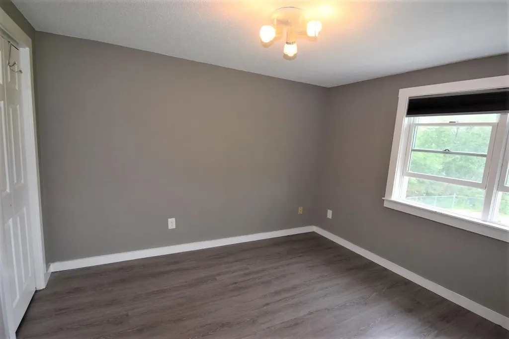 334 Hudson Road Glenburn ME 04401