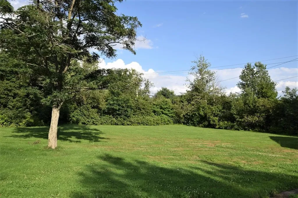 334 Hudson Road Glenburn ME 04401